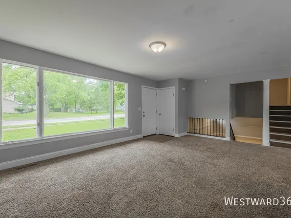 2221 Belmont Ave #Sfh, Joliet, IL 60432