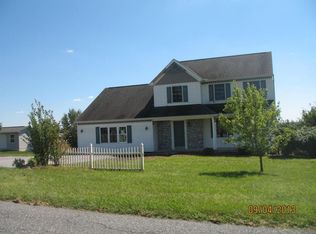 152 Chestnut Hill Rd, Fredericksburg, PA 17026