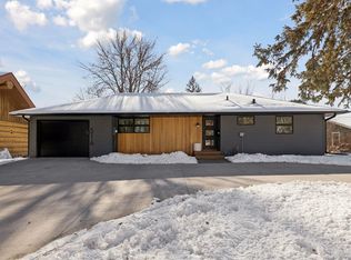 516 Grace St, Excelsior, MN 55331