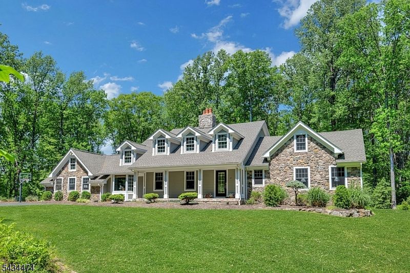 1st image of 49 Post House Rd