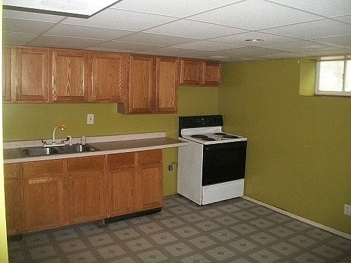 3rd image of 326 51st Ave
