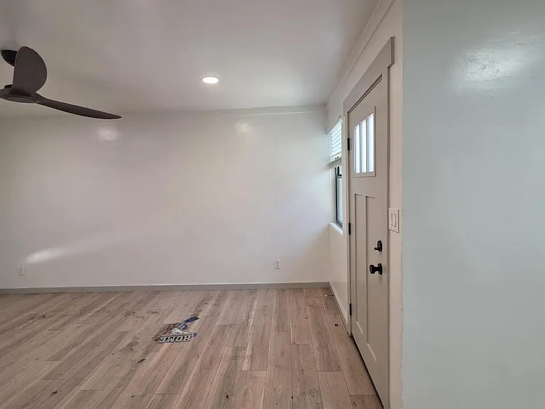4036 E Moreland St #B — Photo 7