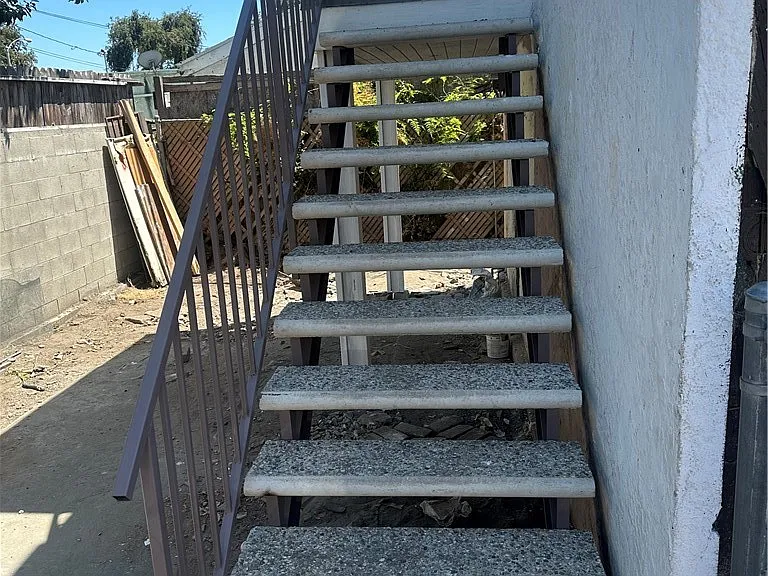 2740 Cudahy St — Photo 2