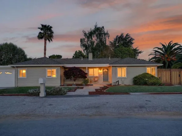 2169 Yorkshire Way, Mountain View, CA 94040