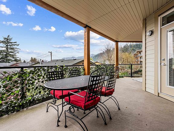 4th image of 45754 Keith Wilson Rd #210