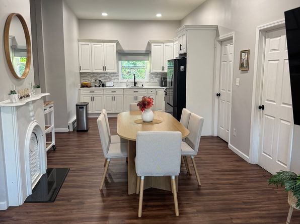 69 Hadley Ave Floor 1