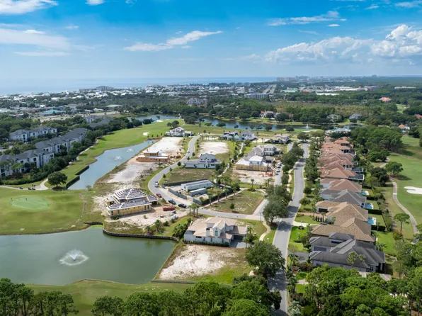 4566 Leeward Ln, Destin, FL 32541