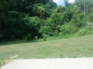 1005 Acorn Dr, Eudora, KS 66025