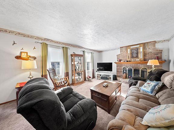 5th image of 5516 Woodland Terrace Ct