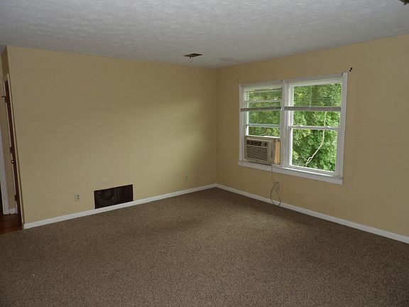 5th image of 171 Thistlewood Ave #1