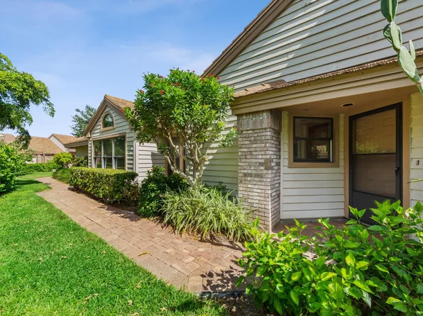 6616 Trident Way, Naples, FL 34108
