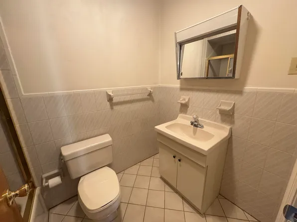 4414 Liberty Avenue image 8 of 17