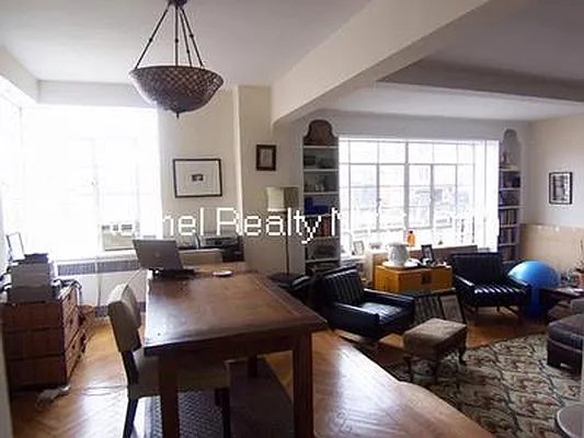 Rented by Rachel Realty | media 34