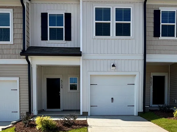 5104 Silver Brook Rd, Durham, NC 27703
