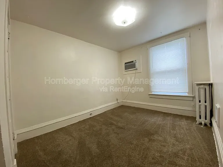 1432 W Knox Ave #1 — Photo 6