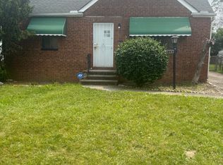 3807 Strandhill Rd, Cleveland, OH 44128
