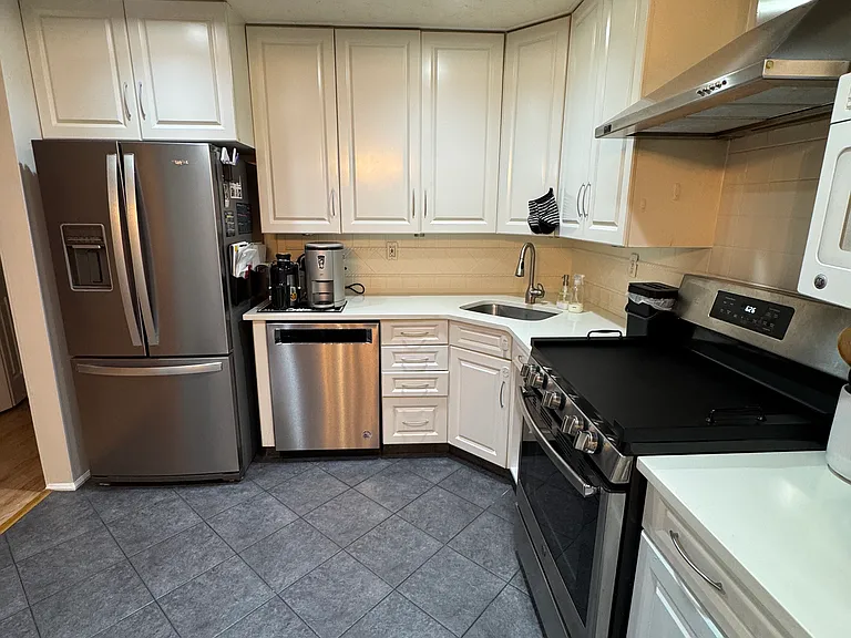 48 Chamberlin Ct — Photo 5