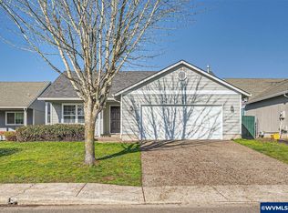 924 Monmouth Ave S, Monmouth, OR 97361