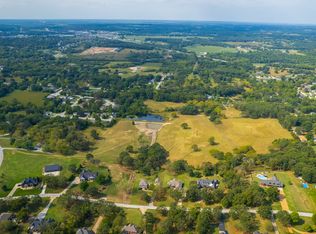 E Hubble Dr, Marshfield, MO 65706