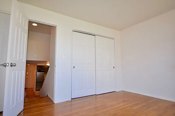 Rented by REAL New York | media 18