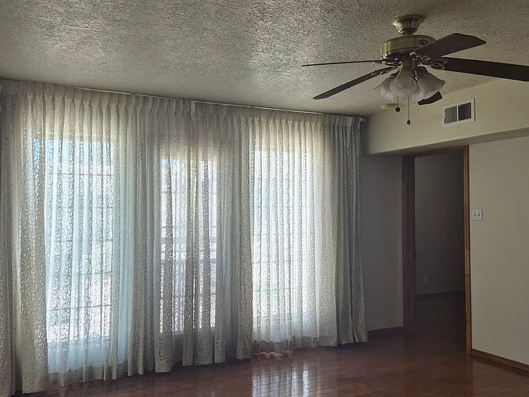 5832 Avenida La Barranca NW — Photo 14