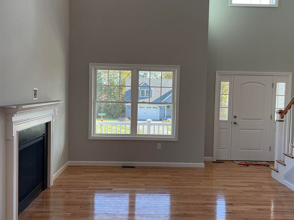 21 Bent Grass Cir Kingston NH Zillow