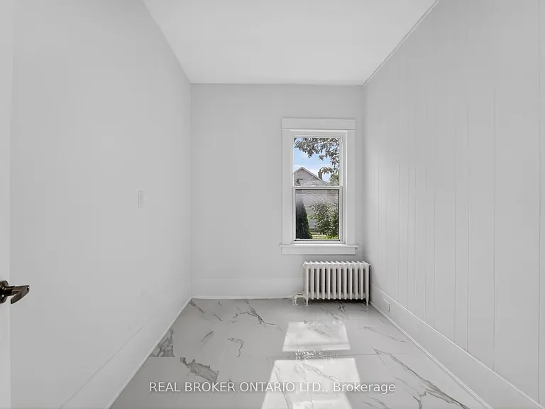 4417B Ellis St — Photo 11