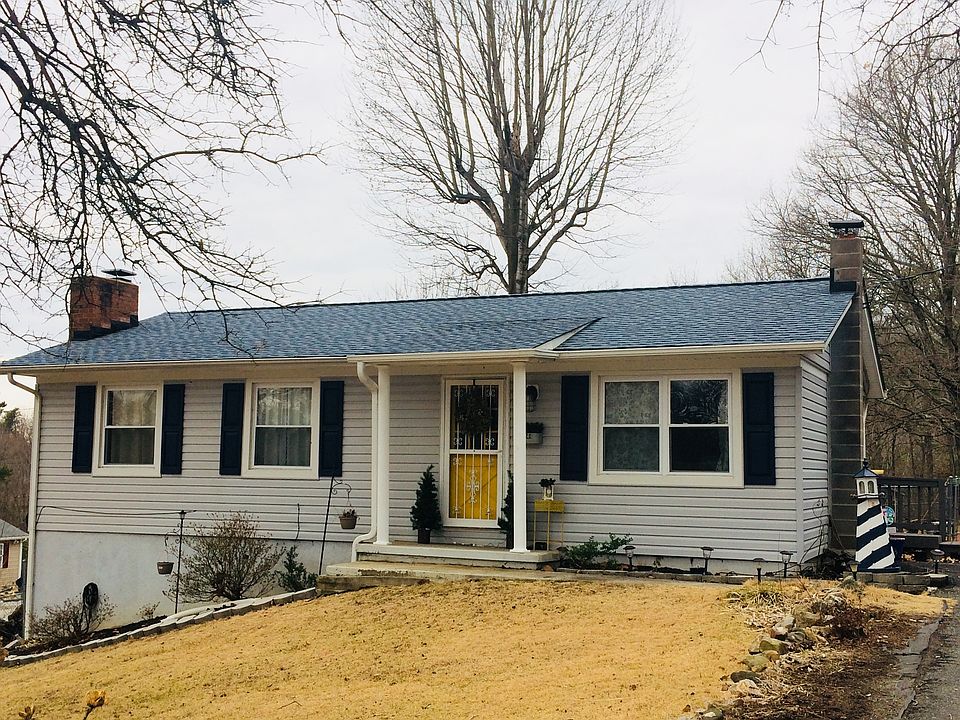 1st image of 321 Knoll Woods Dr
