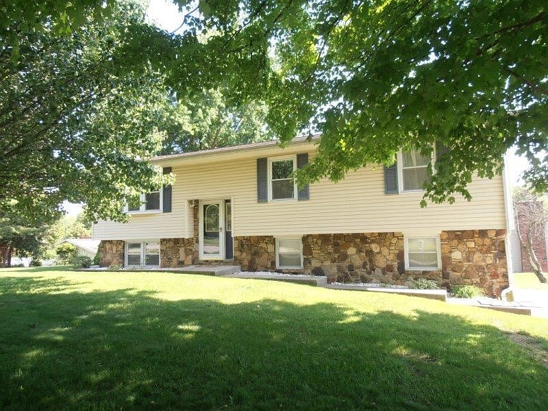 1st image of 1408 E Bradshire St