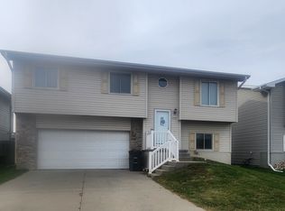 2608 Pavich Dr, Council Bluffs, IA 51501