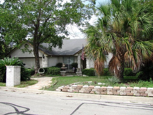 1st image of 1142 Woodall Cir