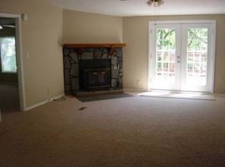 32400 S Cougar Rd, Park Hill, OK 74451