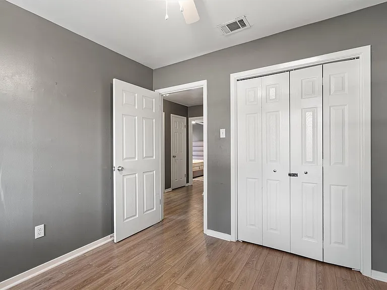 1182 Angelina St — Photo 17