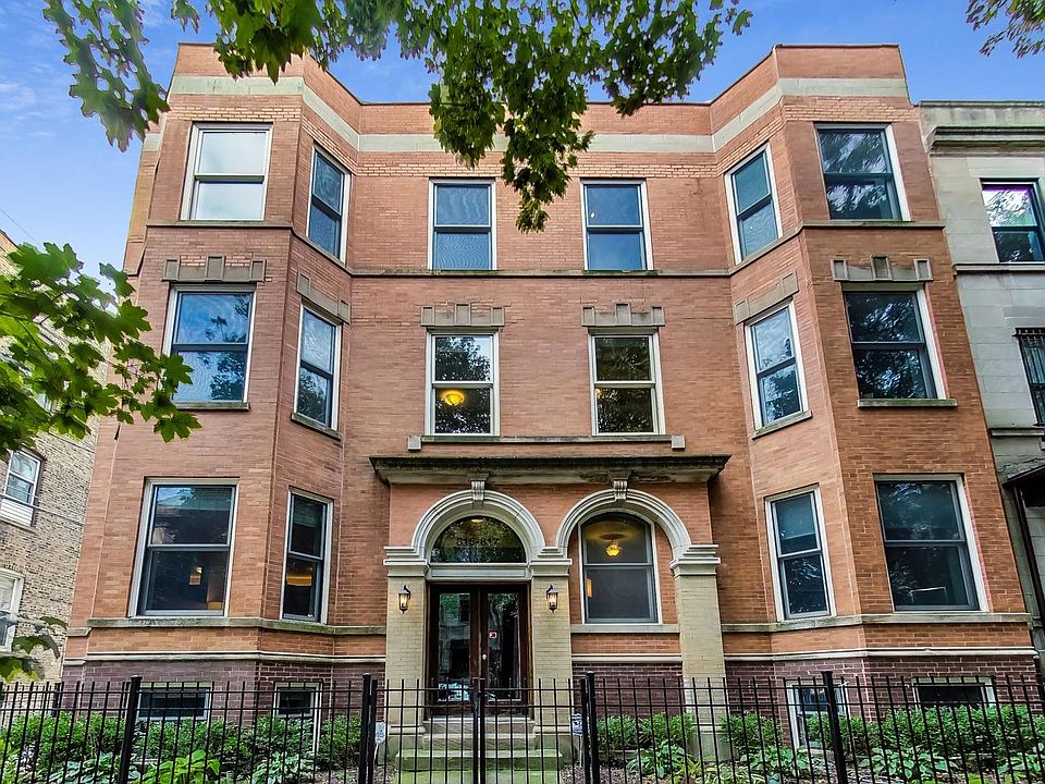 1st image of 815 W Newport Ave APT 2R