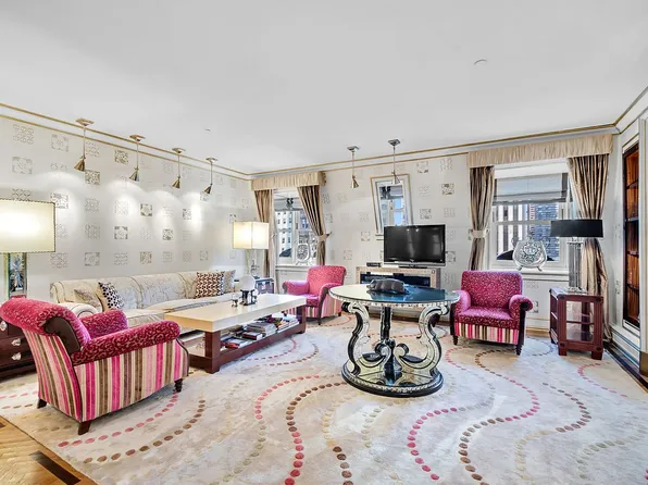 1 Central Park S Unit 1813, New York, NY 10019