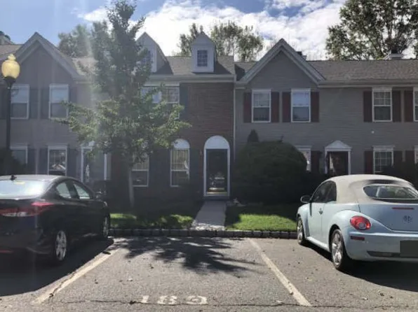 189 Shrewsbury Ct #189, Pennington, NJ 08534