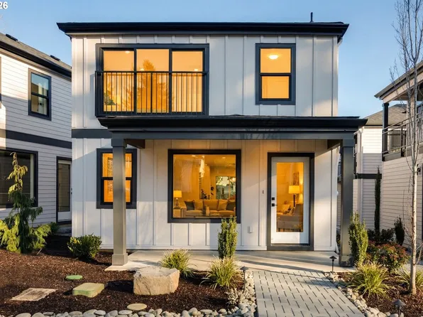 805 3rd St, Lake Oswego, OR 97034