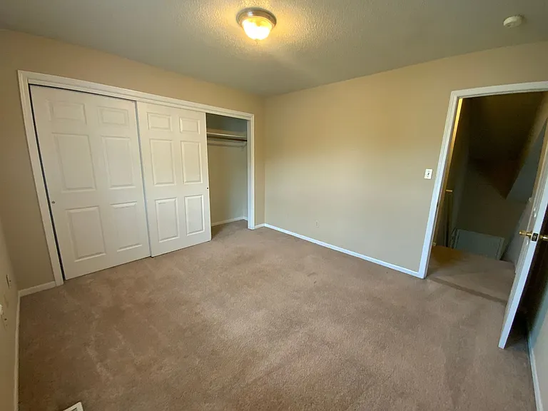 1605 Steamboat Ln — Photo 19