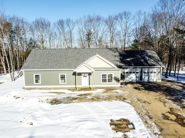 19 Partridge Drive, Gardiner, ME 04345