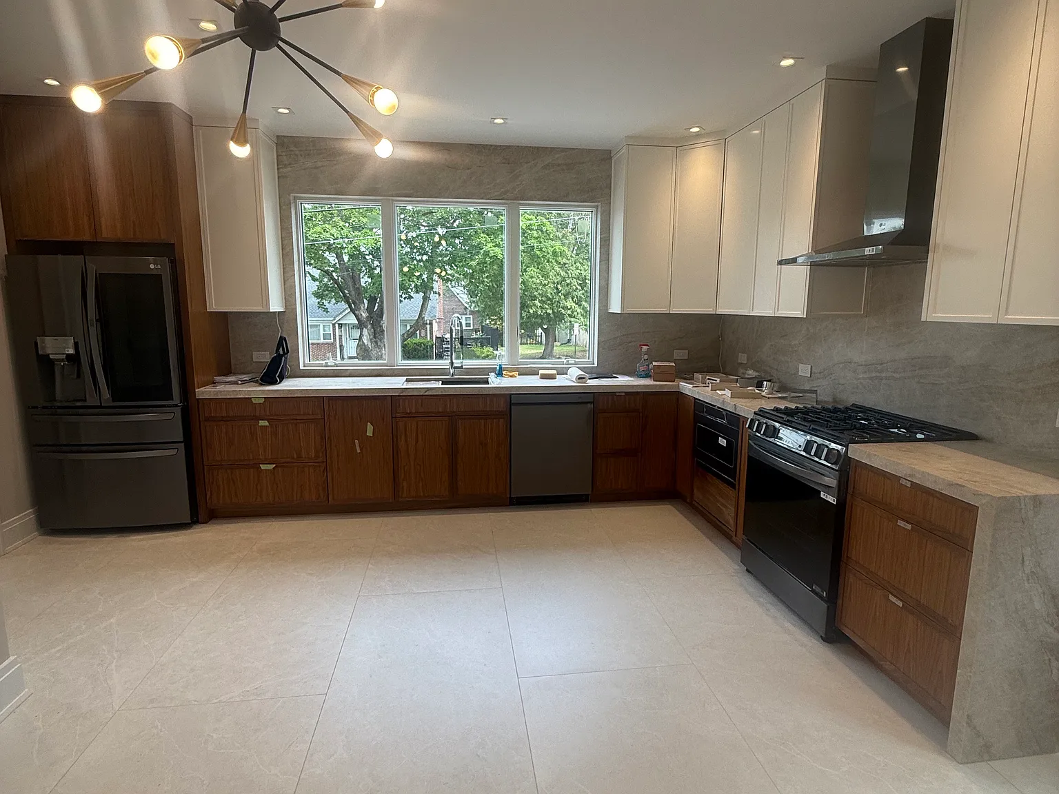 3 bed, 2.5 bath, 1500 sqft, $4,500 — Photo 3