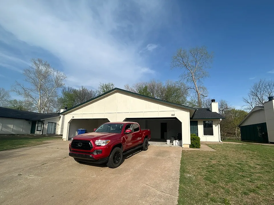 1113 N Narcissus Ave #1113