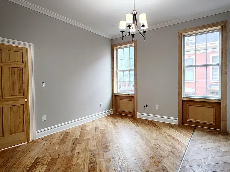 3402 Pearl St — Photo 6