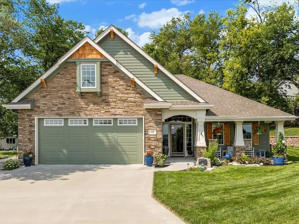138 Shevi Dr, Council Bluffs, IA 51503