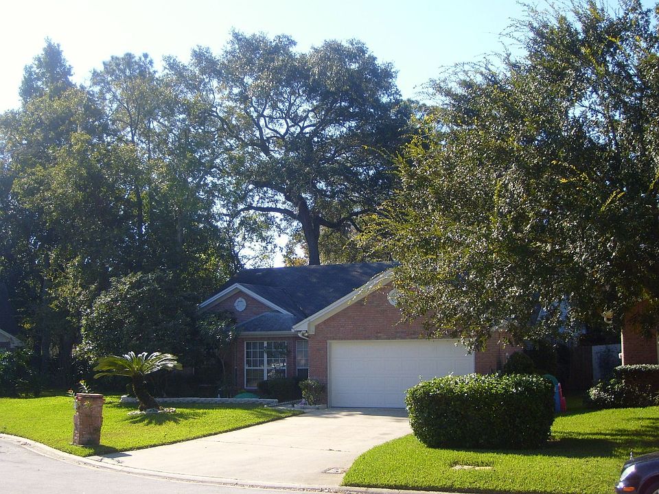 1st image of 8222 Hawks Landing Dr