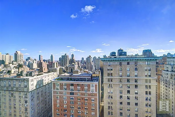 Rented by Halstead Real Estate | media 6