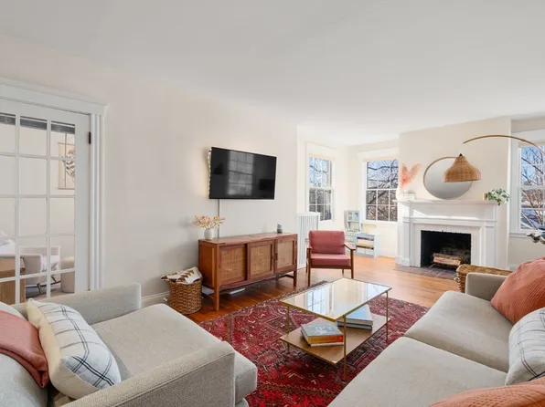 43 Linnaean St Unit 46-A, Cambridge, MA 02138