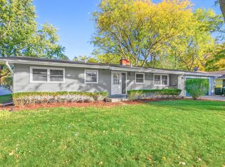 152 Aberdeen Dr, Dundee, IL 60118