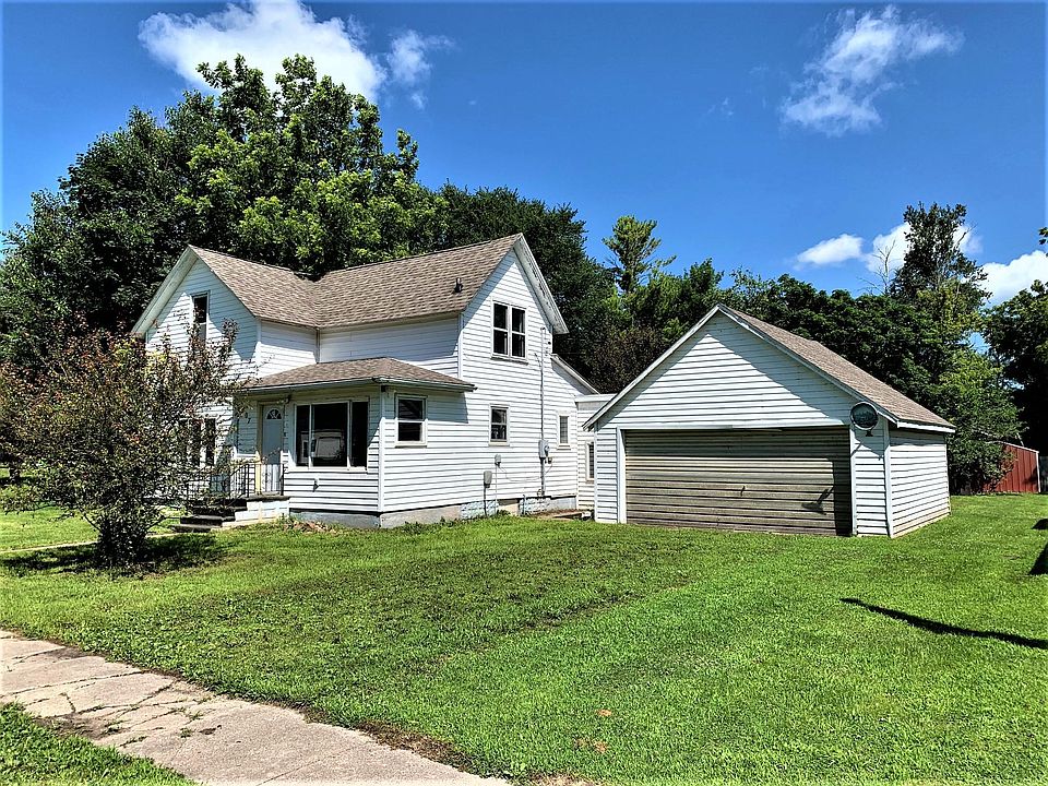 1st image of 507 Ash Ave W
