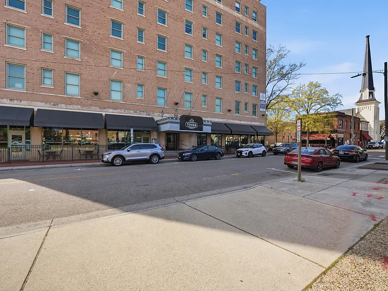 605 Dinwiddie St #B — Photo 21