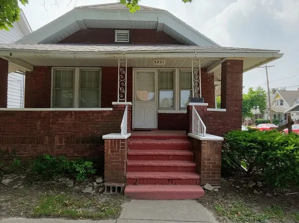 3251 Warsaw St, Toledo, OH 43608